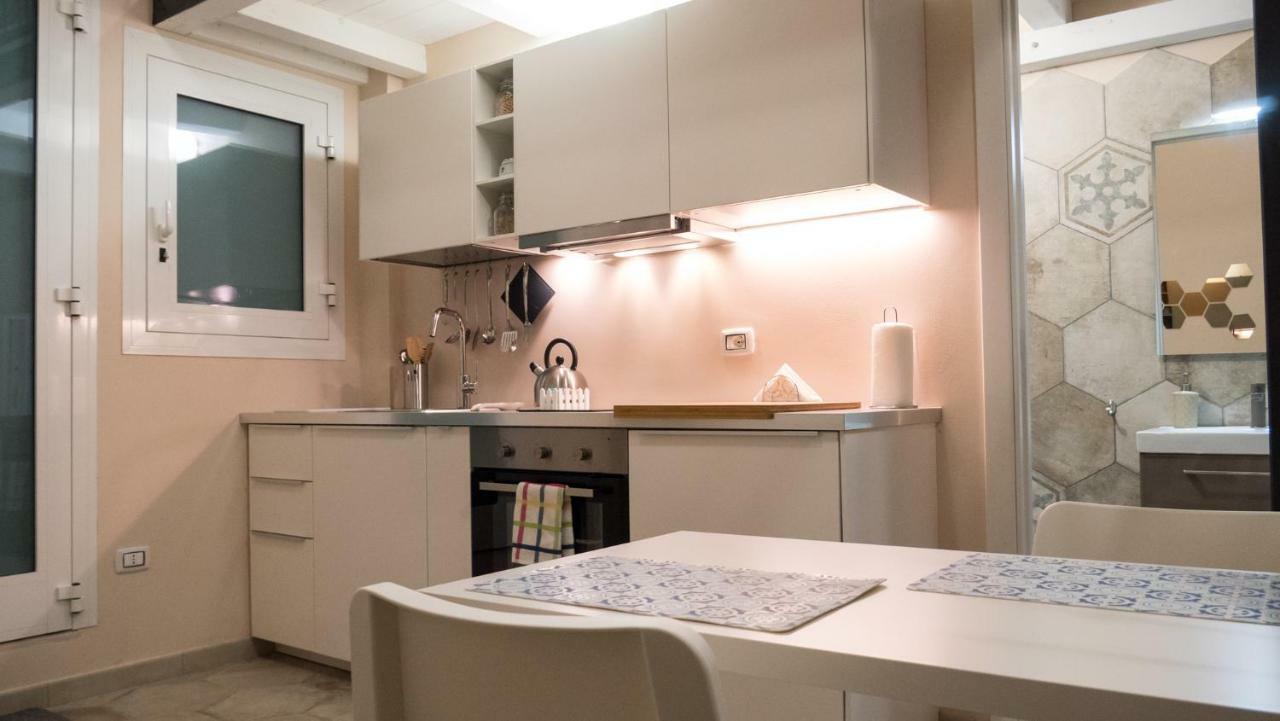 San Nicola Studio Apartments - Barivecchia Bagian luar foto